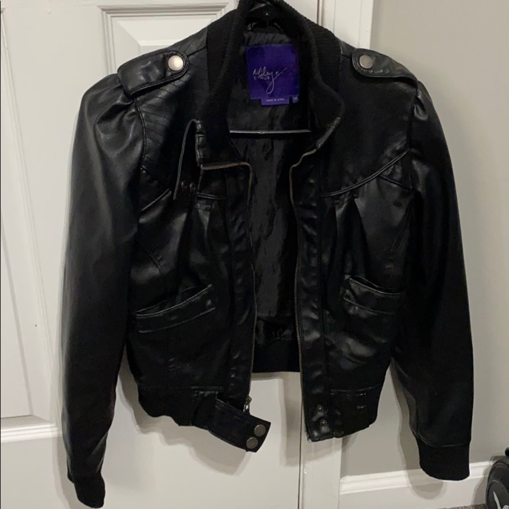 Leather jacket